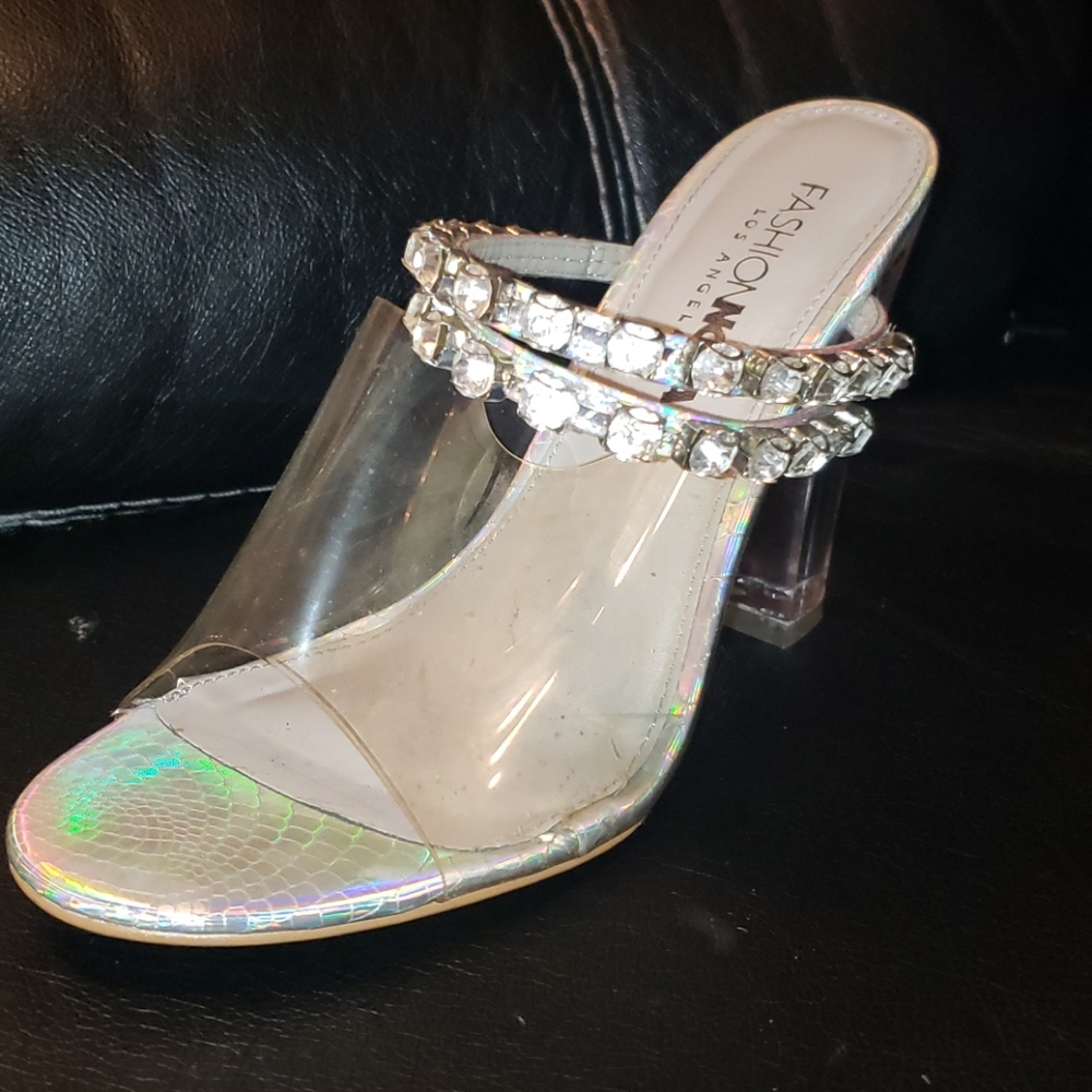 Shoes - Picture 2 of 3